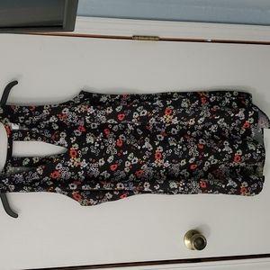 OLD NAVY V NECK KEYHOLE BACK FLOWERED DRESS XL